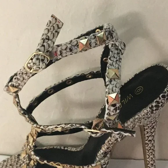 Wild Diva Lounge Snake Cage Stiletto shoes 6 NWT - Picture 14 of 14